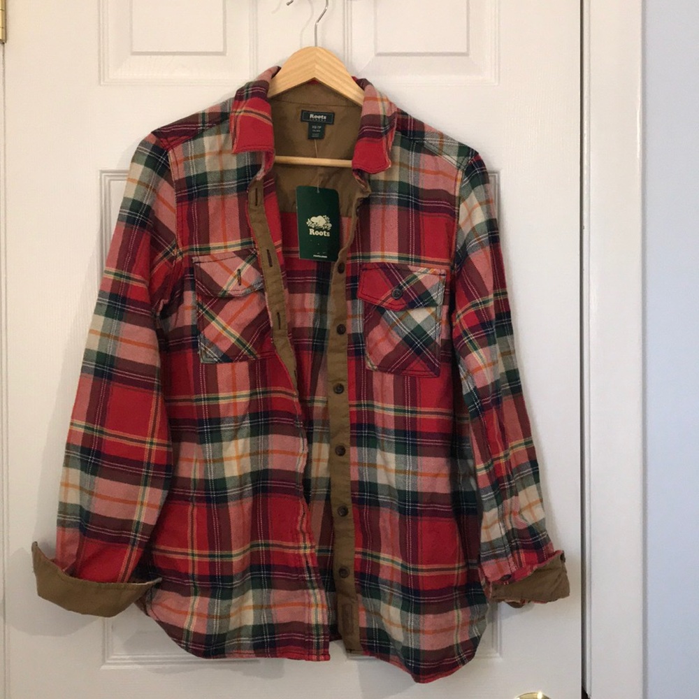 NWT Roots plaid top with corduroy elbow patches
